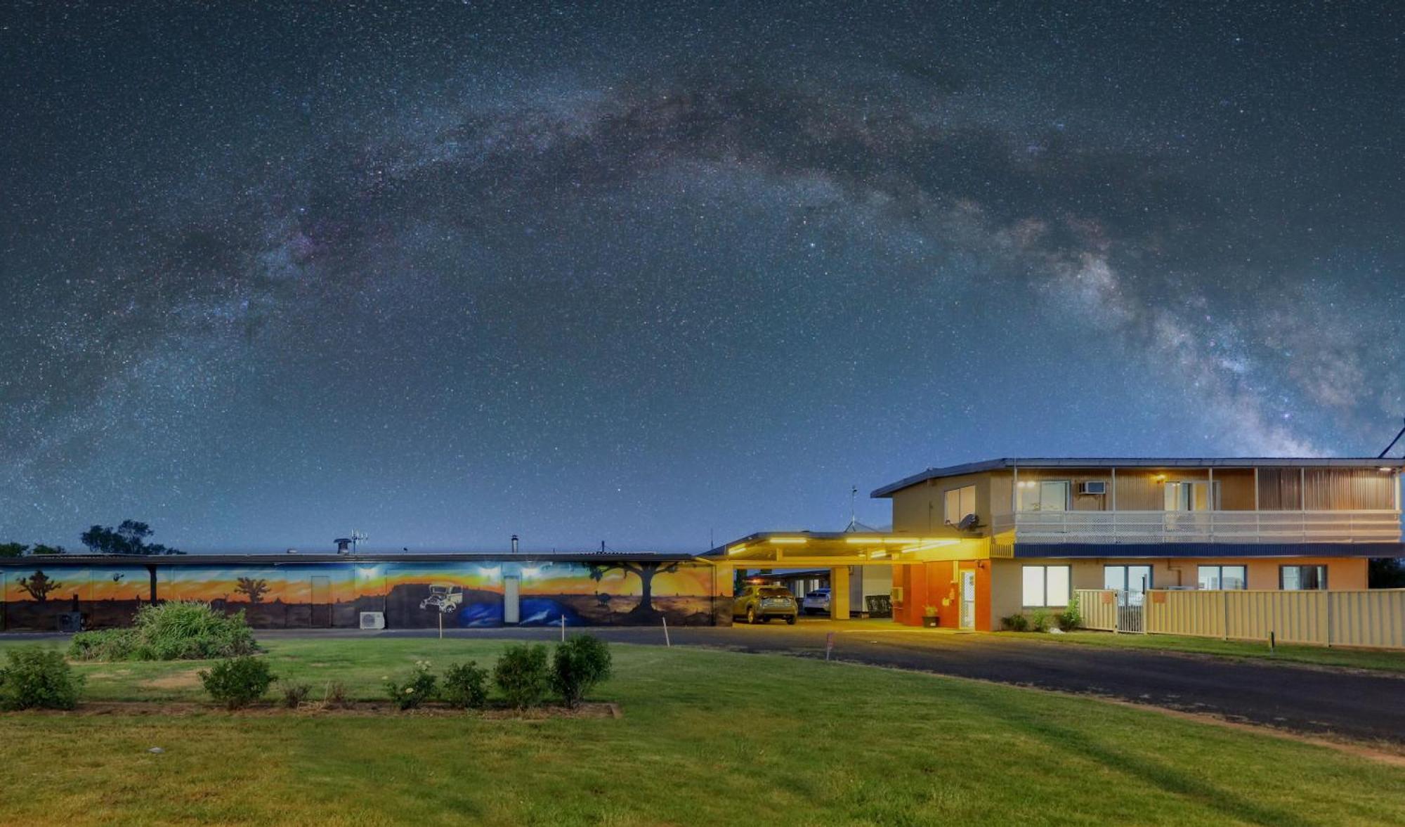 Artesian Motor Inn Under New Management Rams Motel Coonamble Exterior photo